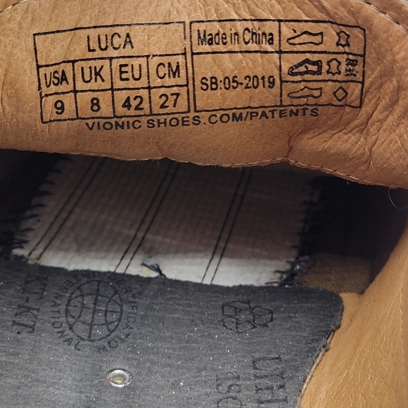 Vionic Luca Mocassin Loafer Men Size 9 Brown Moc Toe Leather Driving Shoes